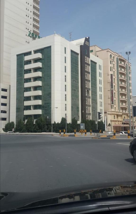 Al Abbas Tower Apartment Manama Ngoại thất bức ảnh